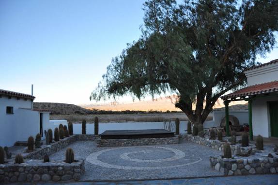 Fim de tarde no pátio do museu em Molinos, nos vales Calchaquíes - Argentina